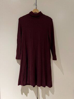 Turtle Neck Long Sleeved Dress - Wine/Maroon, Medium